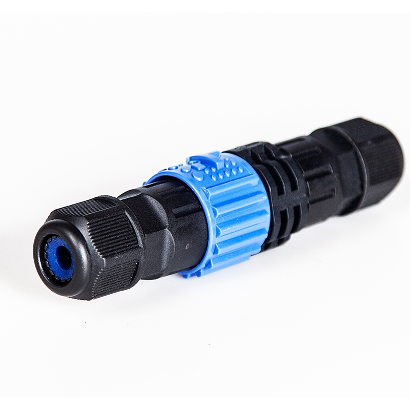 Monitoring connector